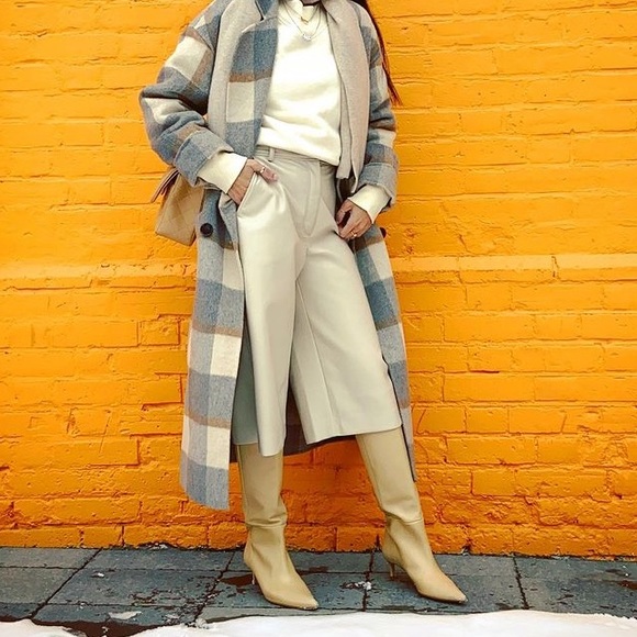 โ๐ฝ๐ HP ๐โ๐ฝ๐ก๐ช๐ง ๐ญ๐ฎ๐ฟ๐ฎ โข Leather Knee-High Boots - Picture 12 of 17